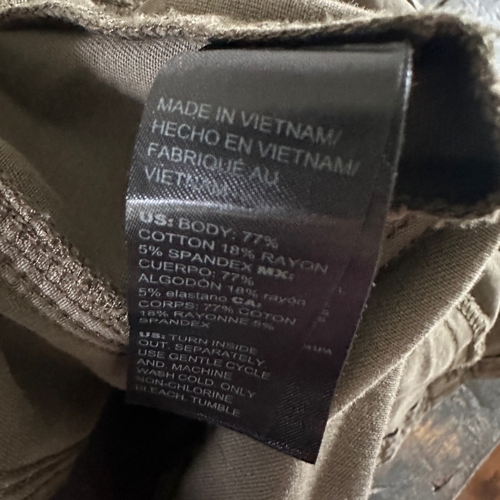 Olive Military Style Women's Jacket - Picture 4 of 5